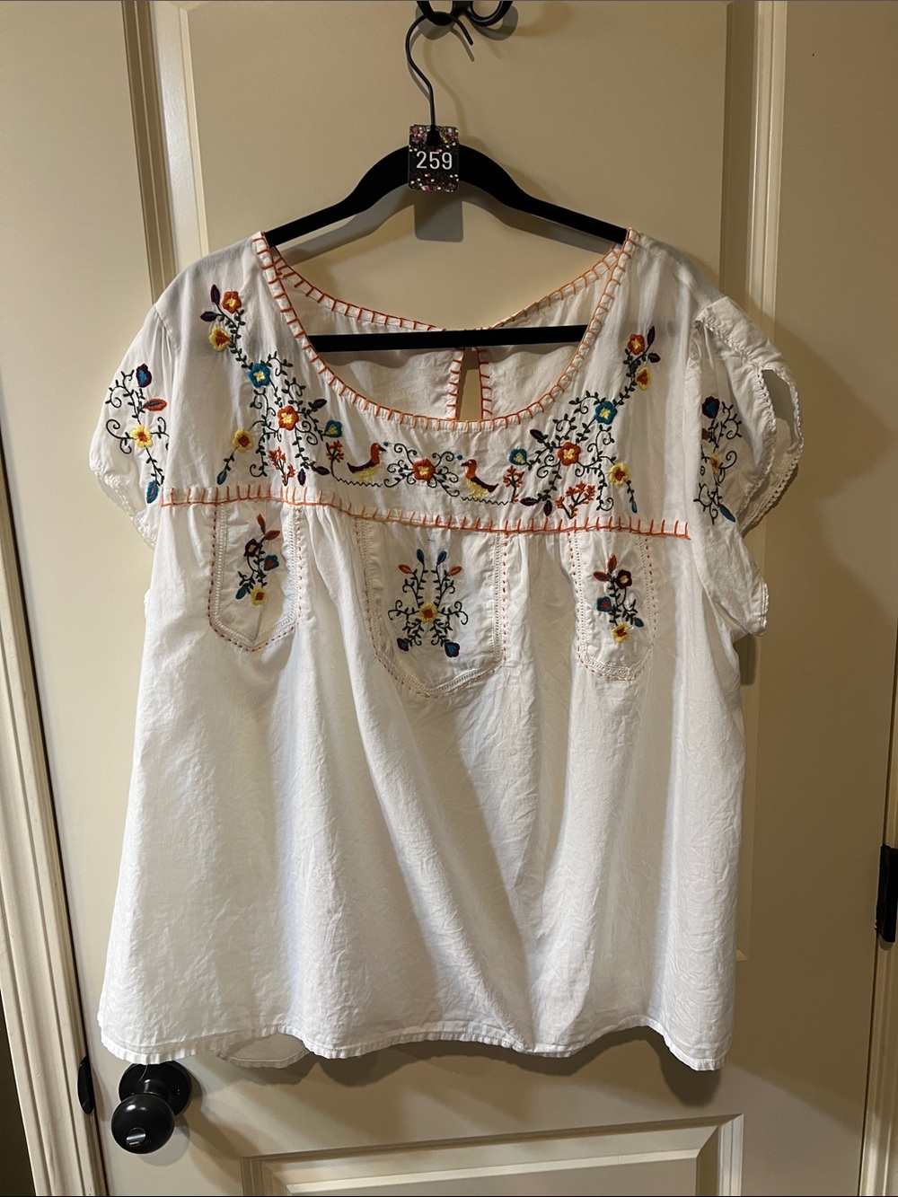 White Embroidered Peasant Blouse with Multicolor Floral Stitching H259